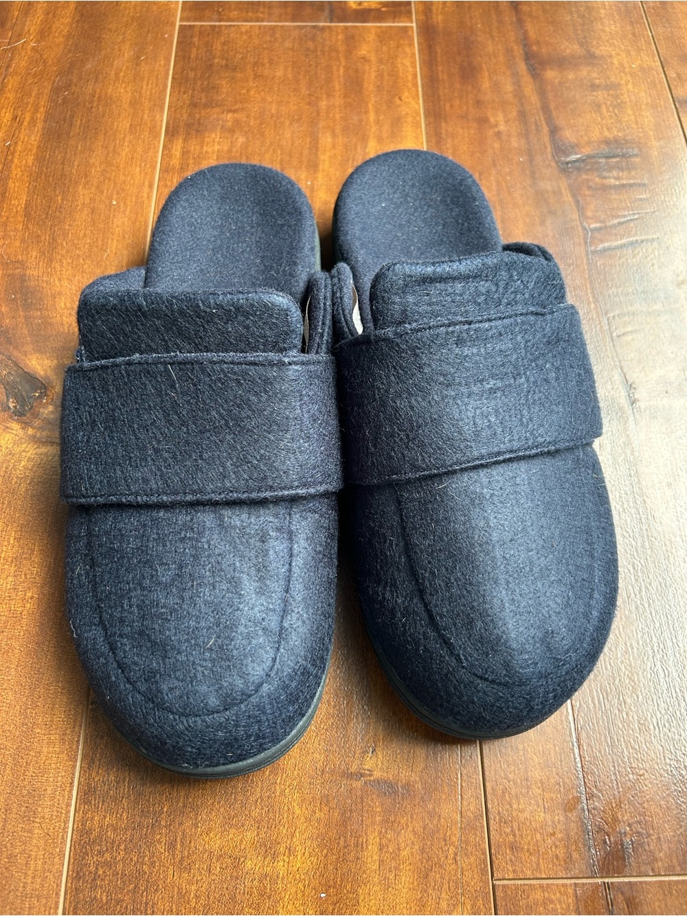 Vionic Gemma II women’s slippers 11